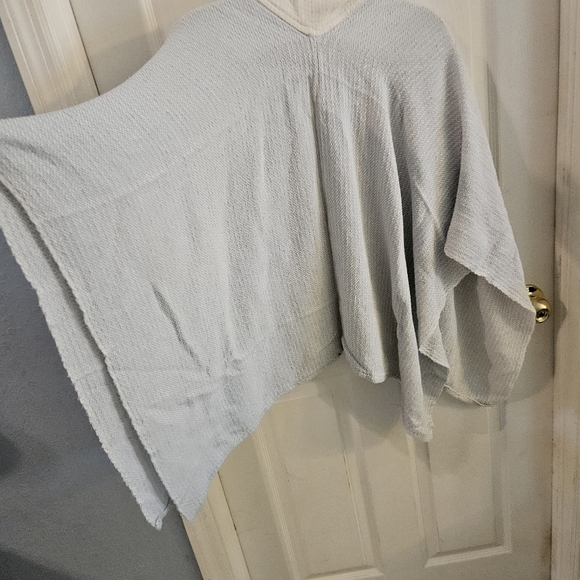 Vickie Vipperman Weaving Studio Riverlily Wrap Ivory & Blue - Picture 5 of 10